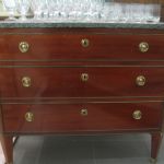 496 1327 CHEST OF DRAWERS